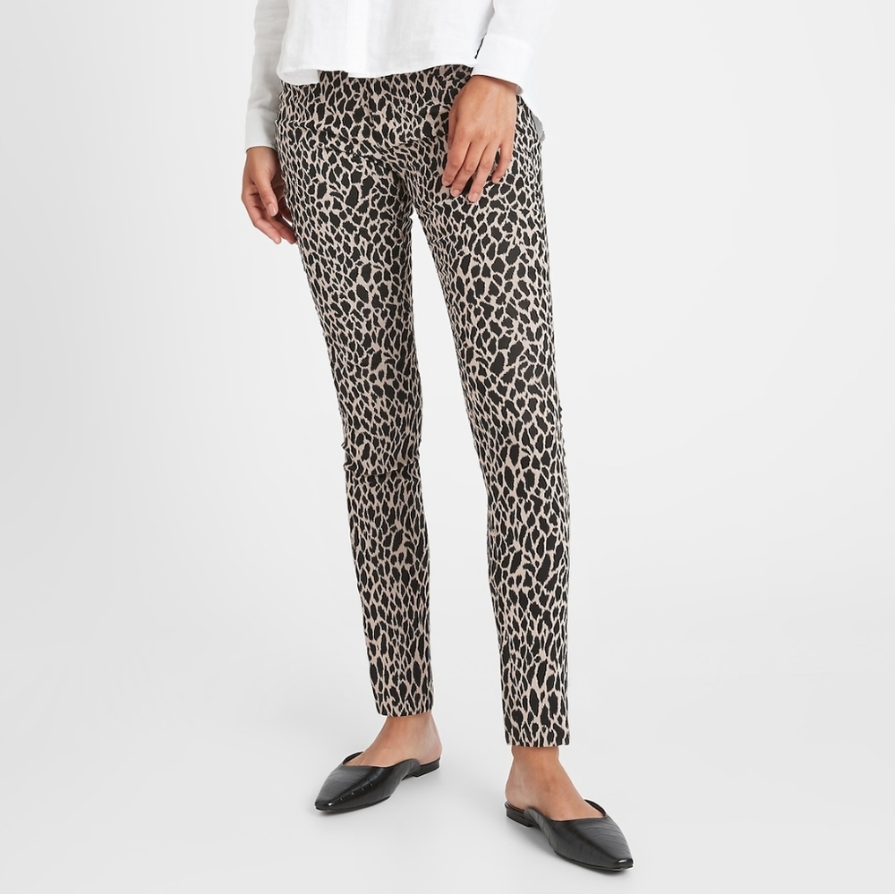2/$40 🌺 | Banana Republic | Giraffe Print Pants